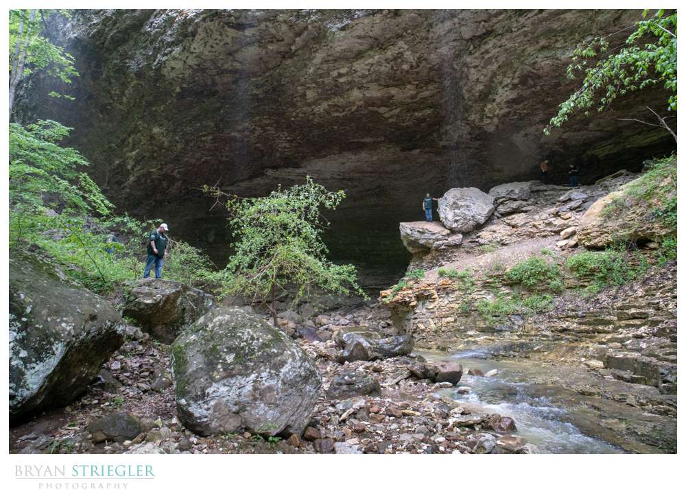 giant cave in Ponca